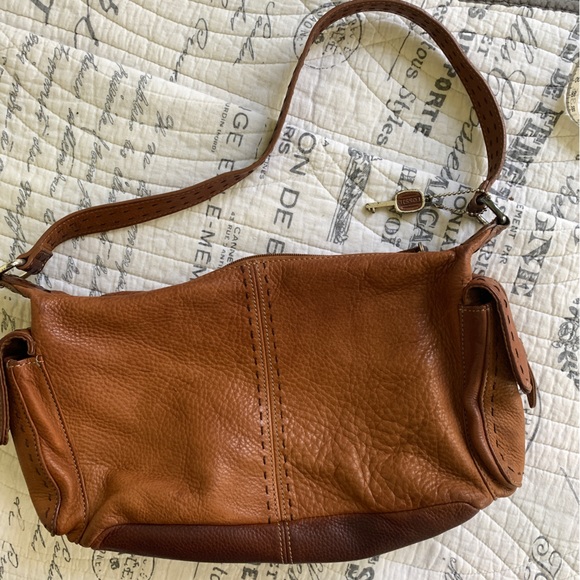 Fossil Leather Shoulder Bag with Side Pockets - Picture 3 of 5